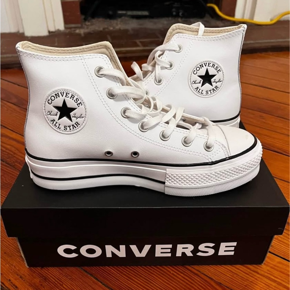 Converse White High-Top Leather Sneakers- Women’s 7.5 NEW IN BOX